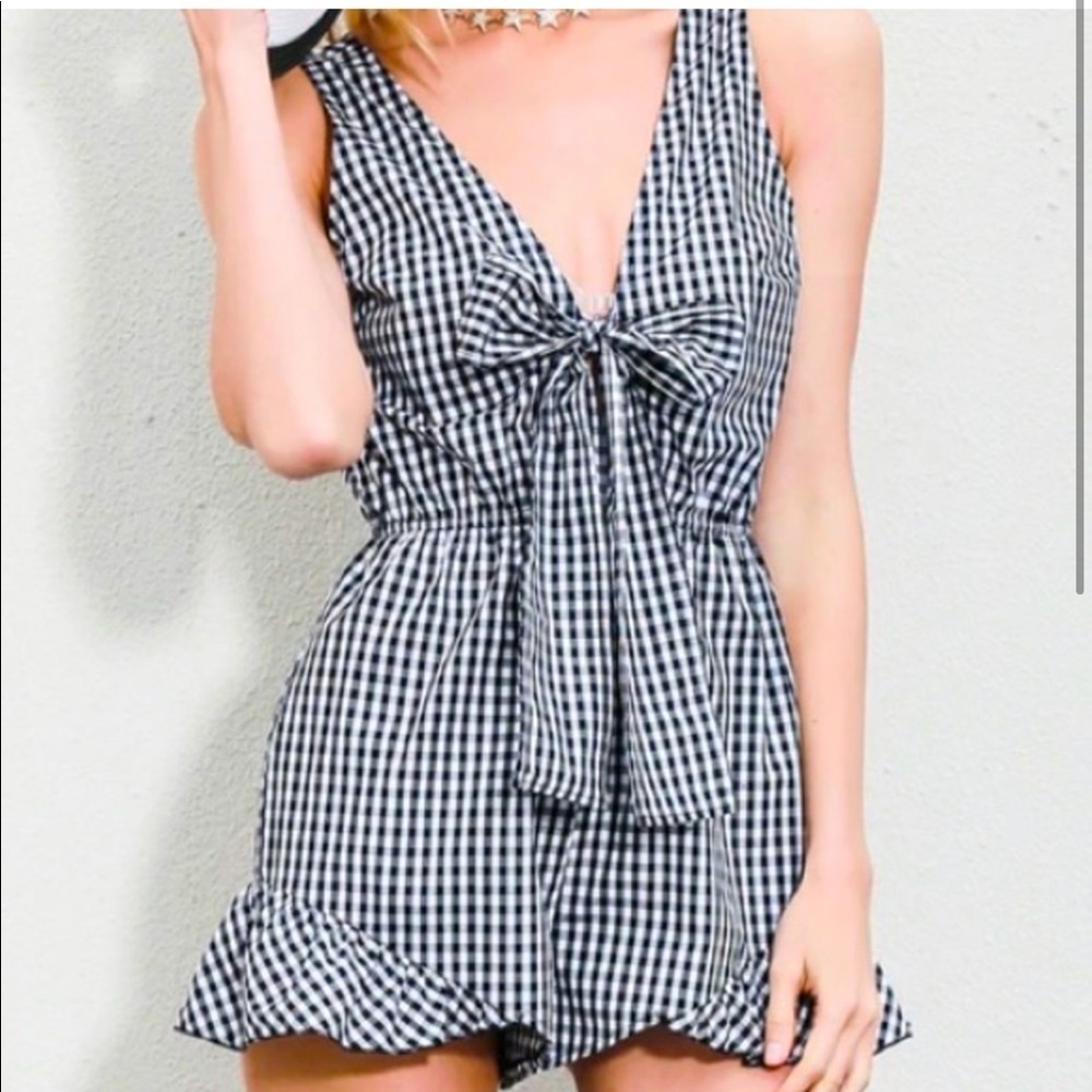 Fashion Nova, day date gingham romper.